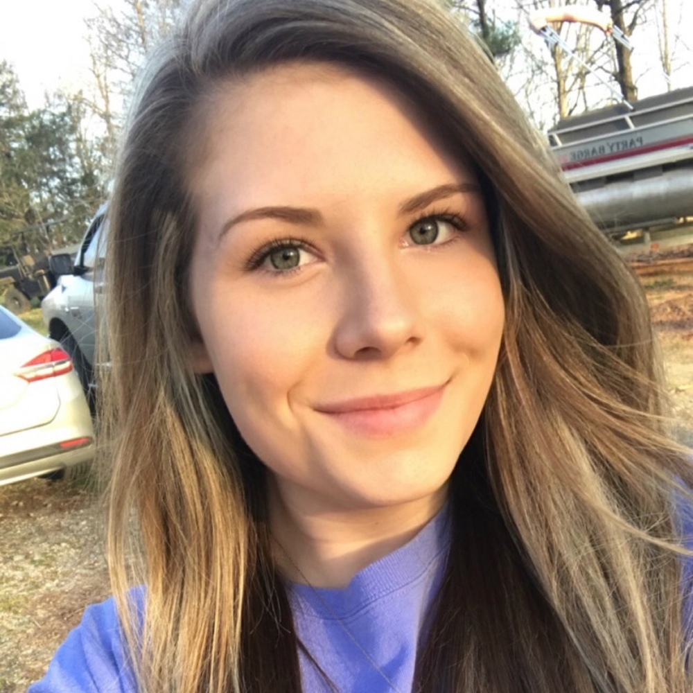 Meet your Posher, Ivy